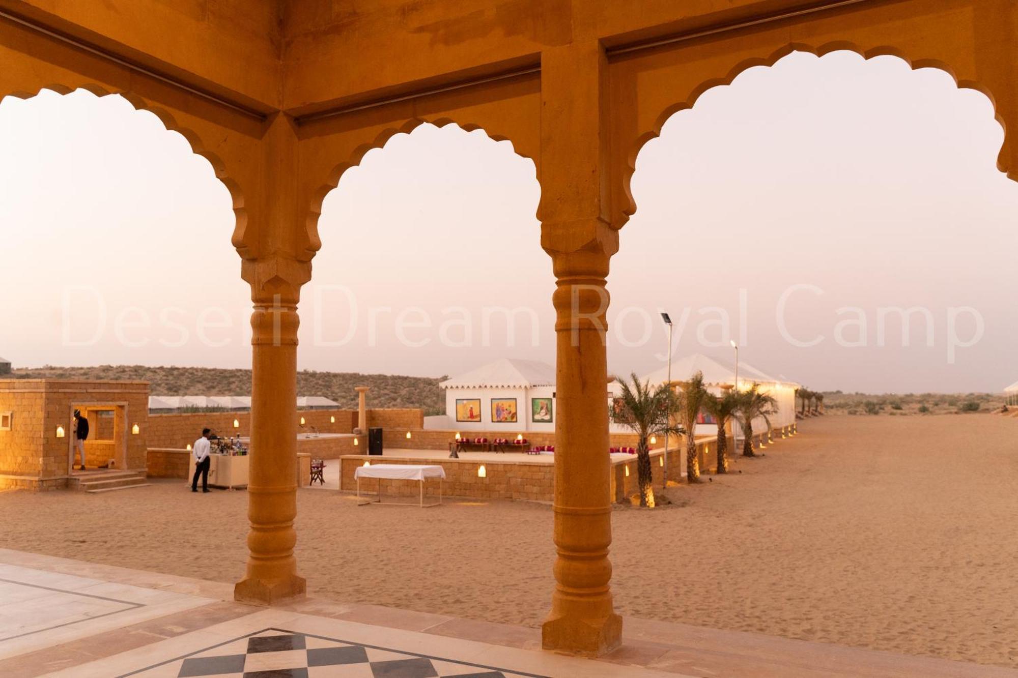 Отель Desert Dream Royal Camp With Pool Джайсалмер Экстерьер фото